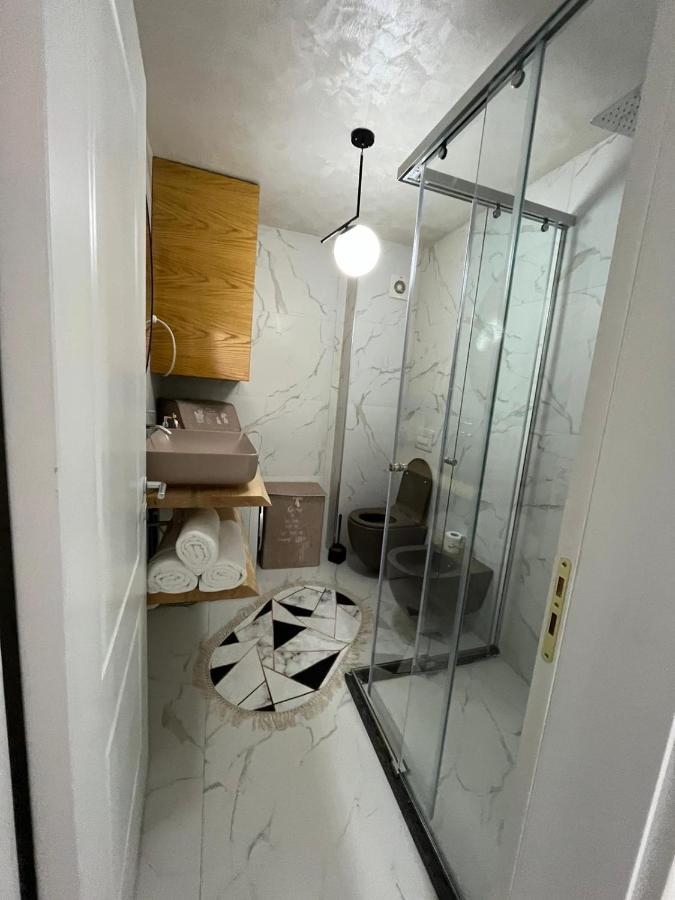 Luxury Home Golem  Buitenkant foto